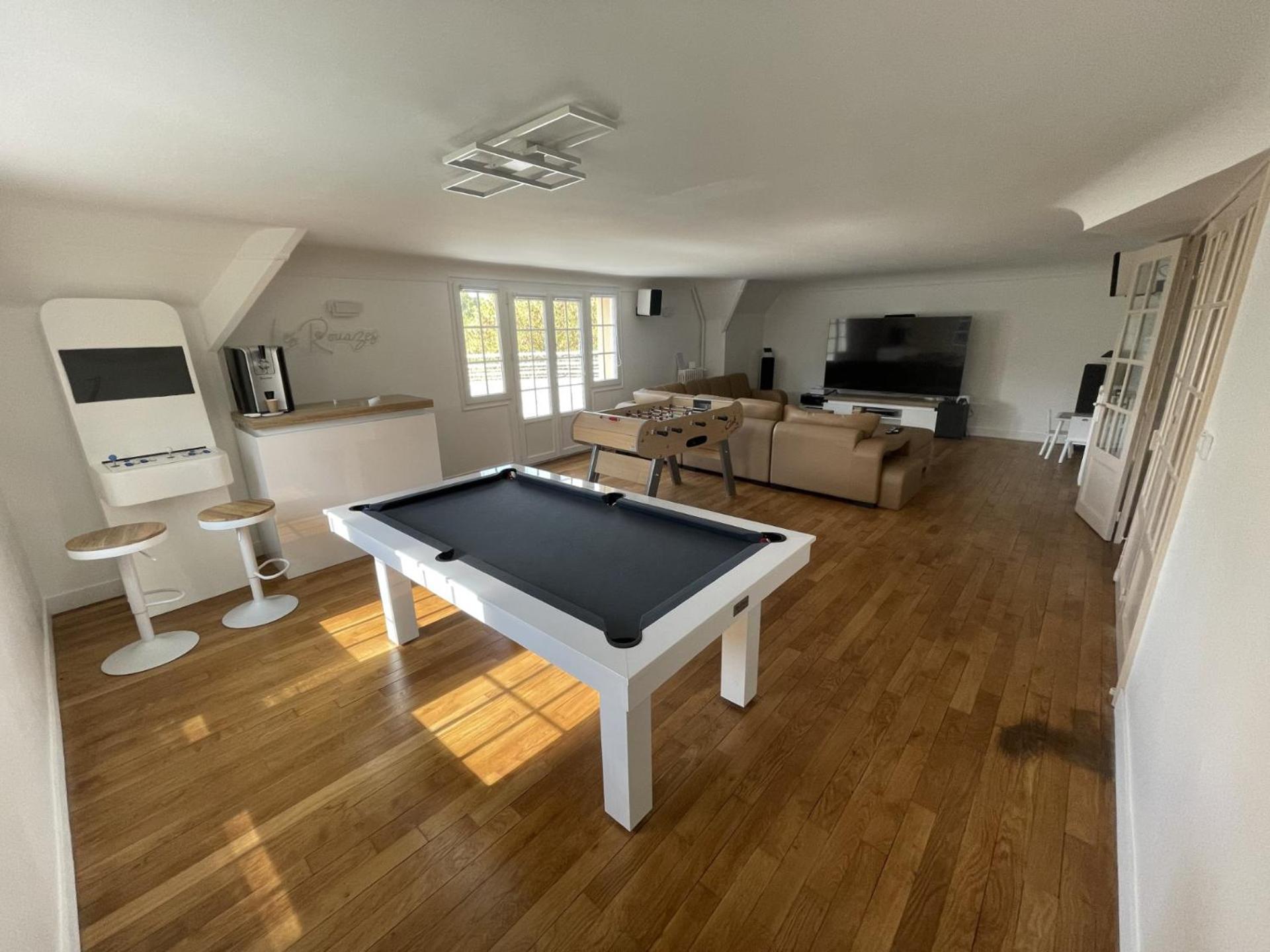 Villa De 450m2 Pour 15 Pers 15 Mn Disneyland Paris Et 45mn Paris Avec Grand Jardin Mareuil-lès-Meaux